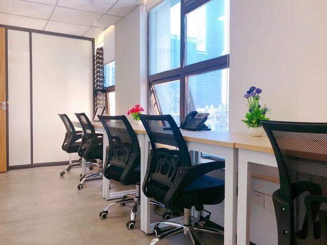 鲜虾砂锅粥煮法